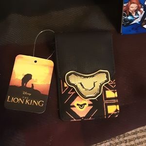 BNWT DISNEY LIONKING CARD WALLET